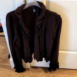 Pretty short sweater with ruffled trim all around